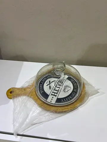 Small non-stick frying pan with glass lid - unused