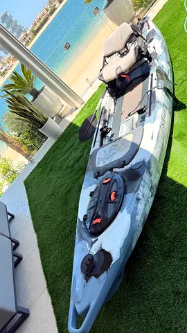 Single Sit-on-Top Fishing Kayak with Adjustable Seat – Excellent Condition