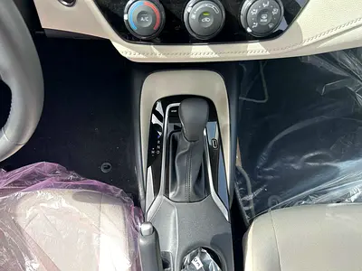 صورة مصغرة 10 لـ 2025 Toyota COROLLA