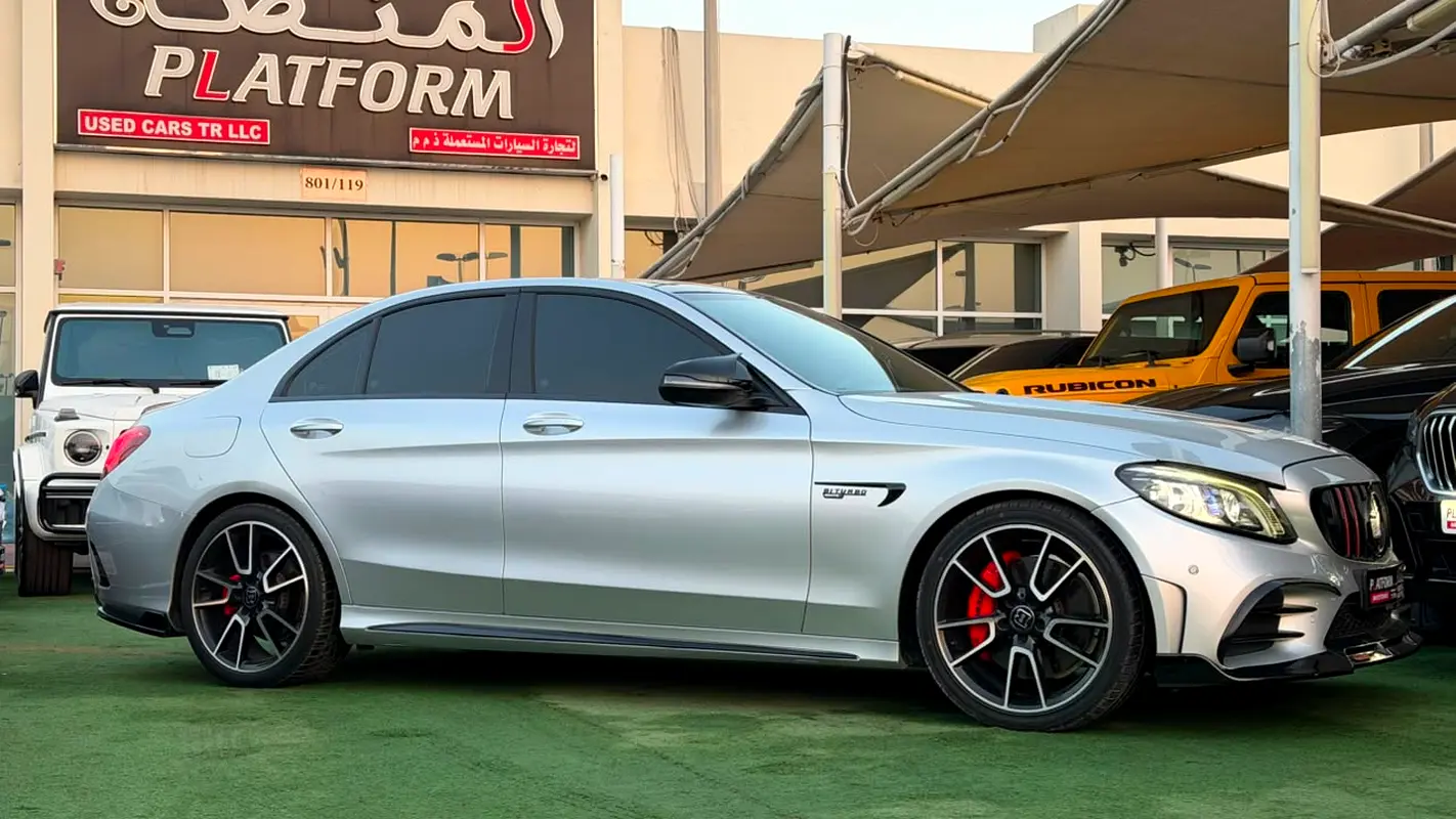 Mercedes-Benz C-Class 2020 — photo 1 of 19