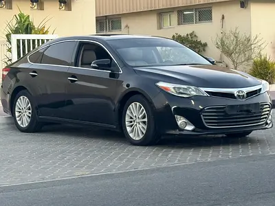 2013 Toyota AVALON — фото 2