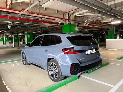 2024 BMW IX1 照片 7