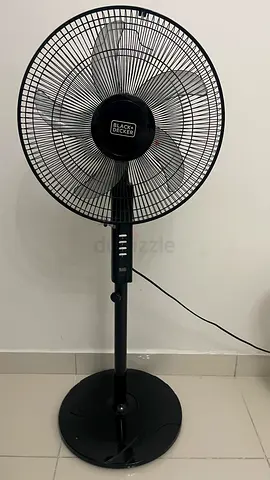 Black  Decker Standing Pedestal Fan - Good Working Condition