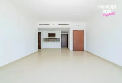 Huge layout | Sunlight | Vacant