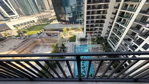 Canal View | Prime Location | Near Metro