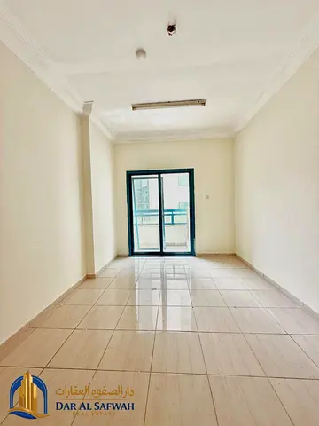 2BHK WITH CHEAP PRICE // HOT OFFER // ONE MONTH FREE // FULYY CENTRALIZED AND BALCONY// RENT JUST 32,990
