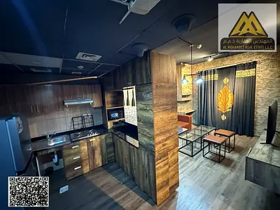 Master bedroom | Central air conditioning | Spacious area | Distinctive view | Balcony