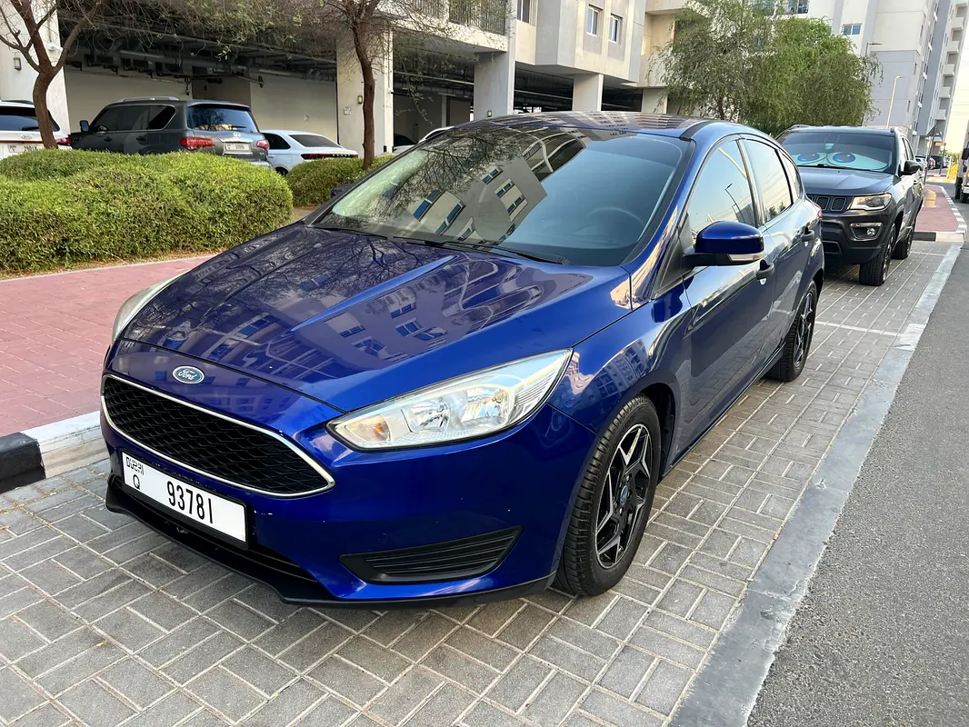 Ford Focus 2015 — photo 1 of 12