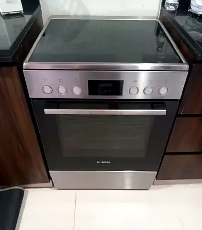 Bosch 60cm Free Standing Electric Cooker with Ceramic Hob  Oven
