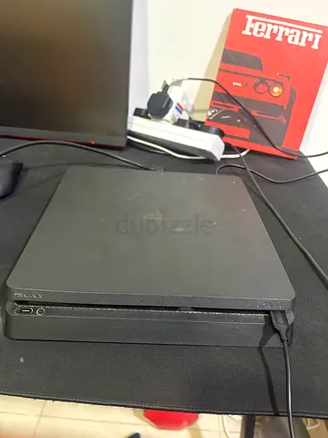 PLAYSTATION 4/ PS4 SLIM FOR SALE