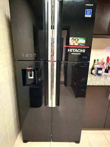Hitachi Black Side-by-Side Refrigerator with Water Dispenser - Good Condition
