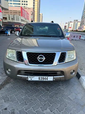 Nissan Pathfinder LE 2009 GCC Specs - Well Maintained