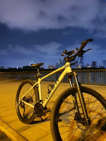 Specialized mountain bike - good condition, well maintained