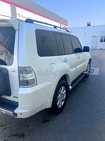 Mitsubishi Pajero GLS 2013 | GCC Specs | Well Maintained