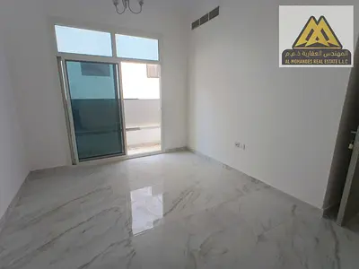 Spacious bedroom Comfortable living room 2 bathrooms Master bedroom with ensuite bathroom Stylish b