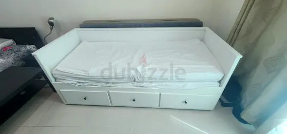 Ikea Day bed with mattress available in perfect condition