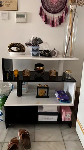 Showpiece Cabinet
