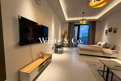 Fully Furnished | 437SQFT | Great Location