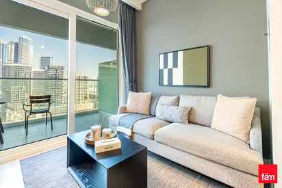 Spacious & Bright Home Ready to Move In