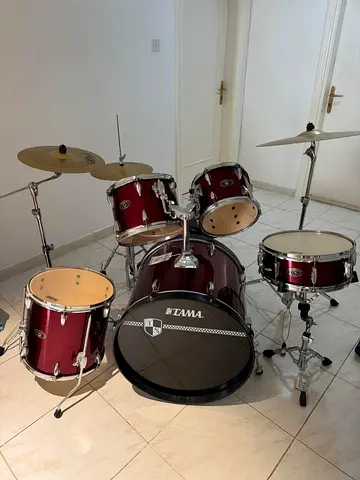 TAMA Imperialstar 5-Pieces drum set VTR- Vintage Red