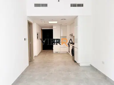 Ready To Move In l Well Maintained l Prime Location
