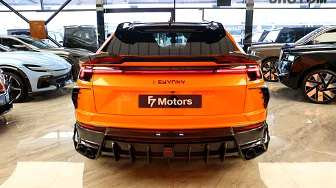 2022 Lamborghini URUS — миниатюра 17