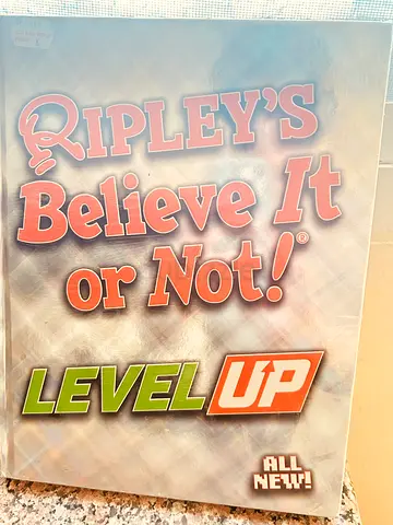 Ripley’s Believe It or Not! Level Up (Illustrated Book) [Sealed] (Content Demo in Pages 3-6)