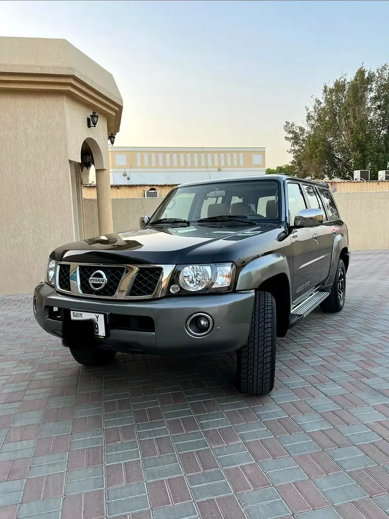 Nissan Patrol Safari 2021 — photo 1 of 14