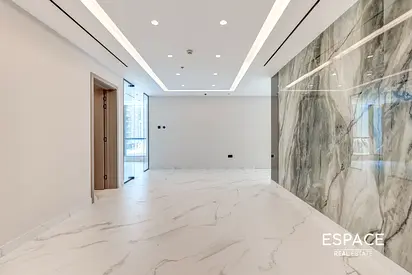 Vacant | Luxury Fit Out | Prime Location