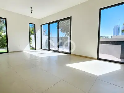 Single Row| Landscaped |Close to Amenities