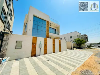 Own a villa with a ground floor, first floor, and roof in Al-Haliyo 2 area. Freehold ownership for