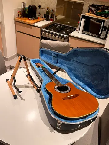 semi Electric guitar with hard case and stand - good condition