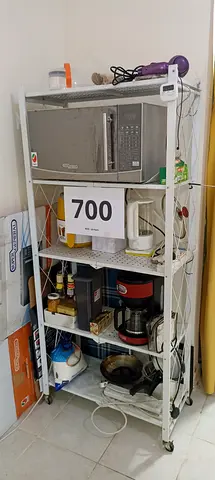 Kitchen dining Essentials bundle set 700 dhs last price