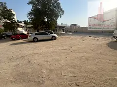 For sale in Ajman, residential/commercial land in Al Rashidiya 3, 6400 sq ft, permit G+10, corner pl