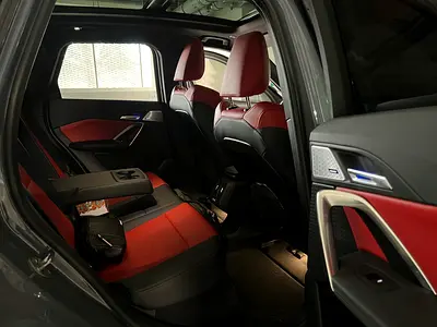 2024 BMW IX1 照片 14
