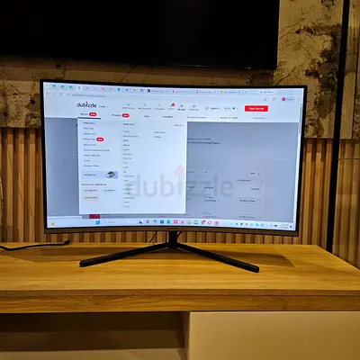 Samsung 32-Inch 4K UHD Monitor | Excellent Condition | Free Delivery UAE
