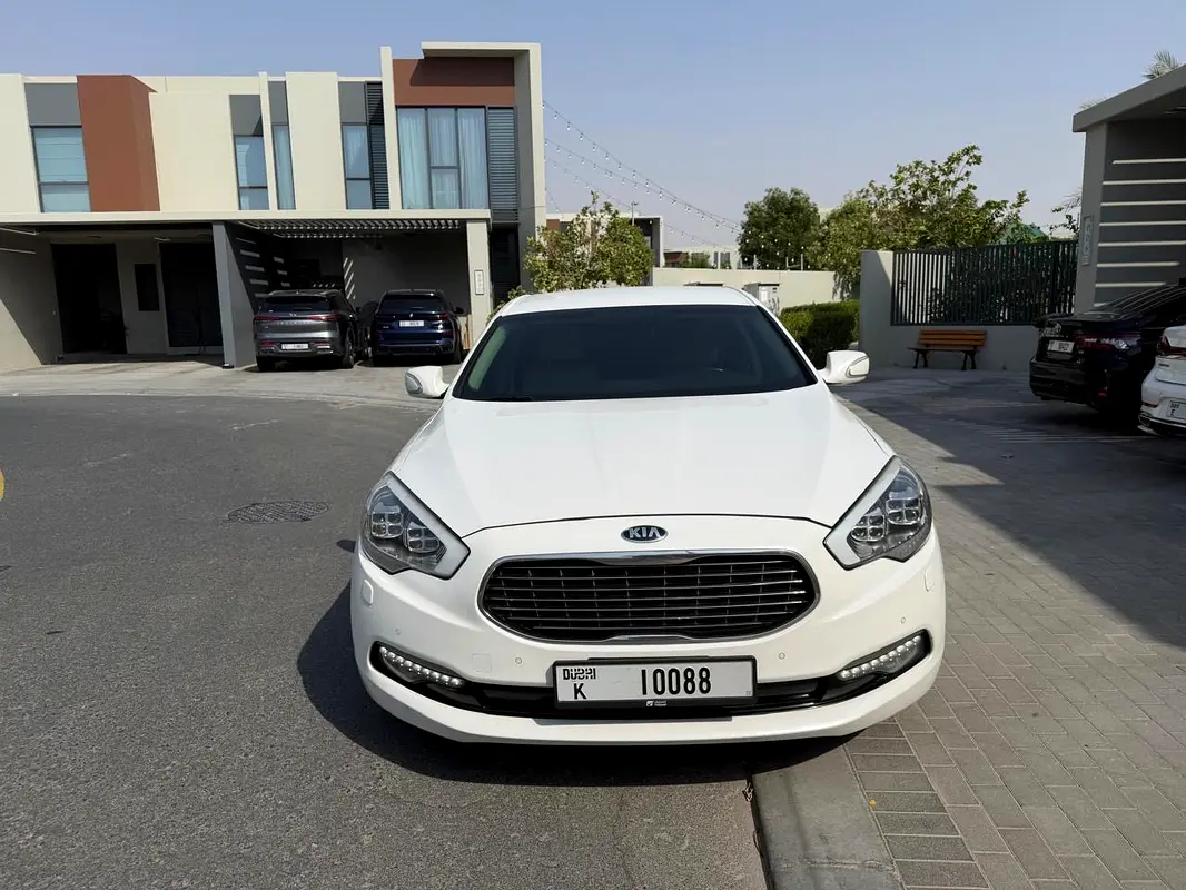 Kia Quoris 2015 — photo 1 of 12