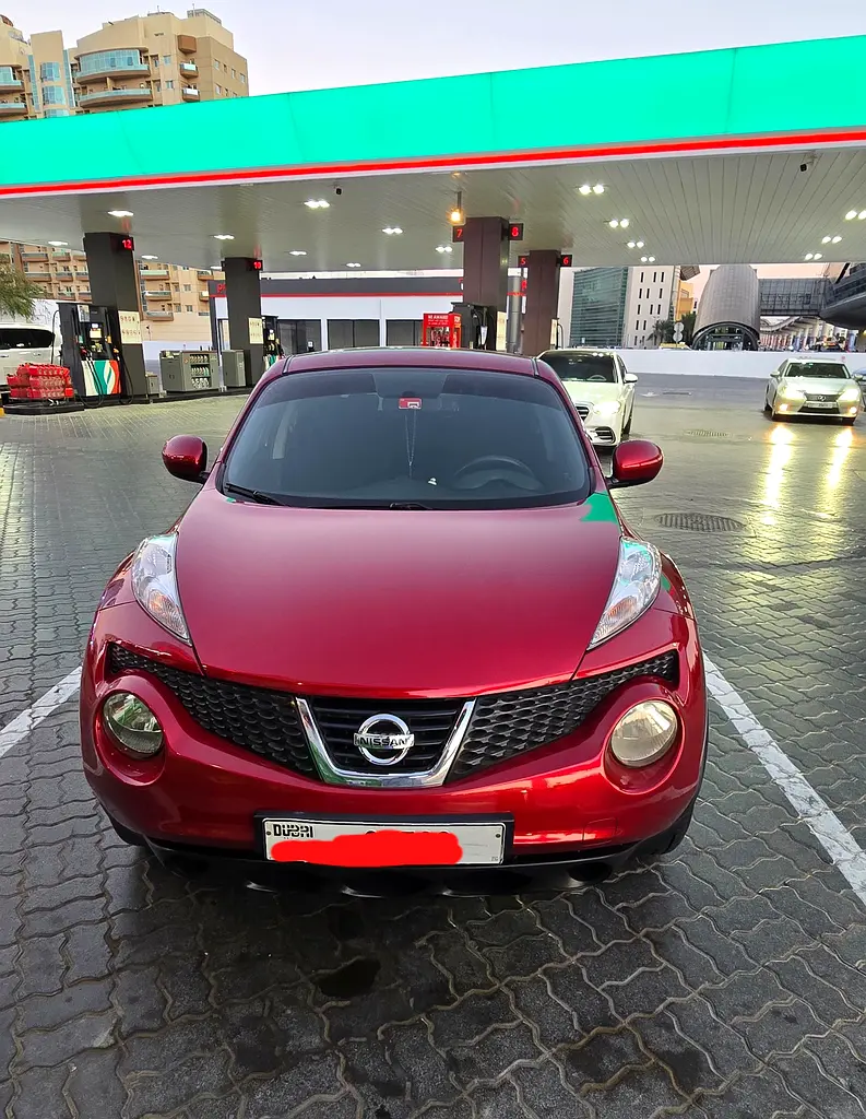Nissan Juke 2014 — photo 1 of 5