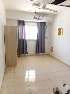 HOT OFFER STUDIO AVAILABLE FAMILY BUILDING 14K