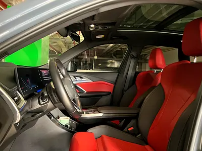 2024 BMW IX1 照片 3