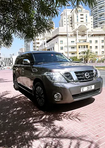 Nissan Patrol LE Platinum 2015 | GCC Specs | Well Maintained