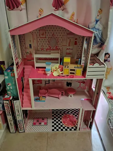 Wooden doll house for kids