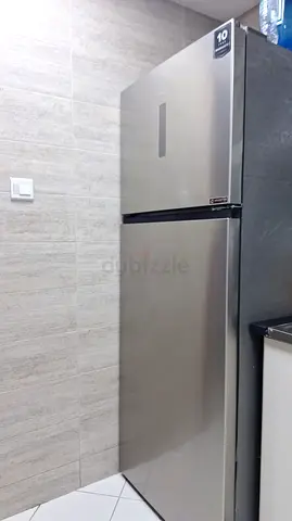 Stainless Steel Top Freezer Refrigerator - Excellent Condition Hisense RT3N599NAI Top Mount Ref 599L