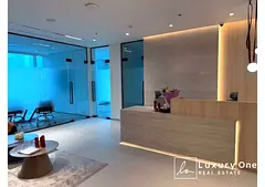 Vacant | Fully Upgraded | Agent on Site| 7 Parking
