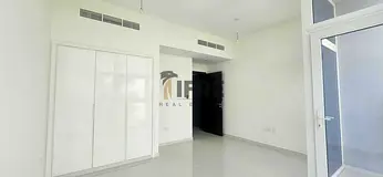 Well Maintained 6Bhk +Hall | Good Location