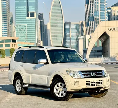 2014 MISTURBISHI PAJERO GLS 3.5L V6 GCC SPECIFICATION GCC SPECS FULL OPTION EXCELLENT CONDITION