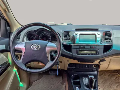 2015 Toyota FORTUNER — фото 10