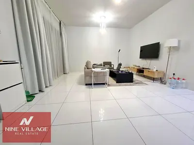 ELEGANT 1 BHK - FULLY FURNISHED - SPACIOUS BIG LAYOUT