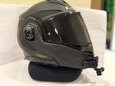 LS2 Advant-X Carbon — AED 1200 (Final)
