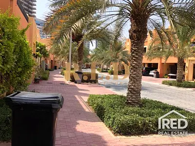 Rare Corner Villa | 5 Bedroom + Maid | Vacant
